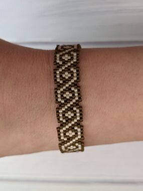 Seed Bead Woven Bracelet in Brown  and Champagne